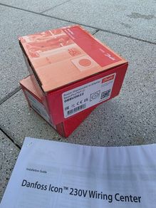 2x Danfoss BasicPlus Room Thermostats
