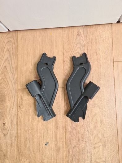 Uppababy lower Bassinet Adapters
