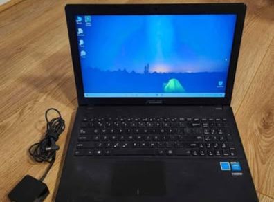 Laptop Asus with charger - Windows 8 - Intel - RAM 4GB - Used, works perfect
