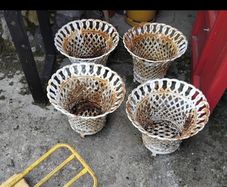 cast iron planter