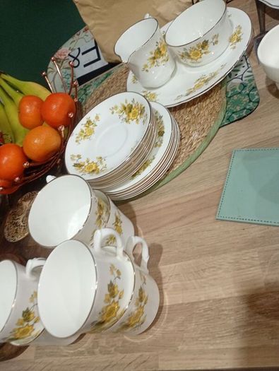 vintage arklow pottery and royle  Tara