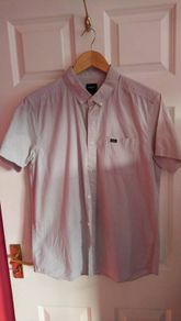 RVCA men's short sleeve shirt medium