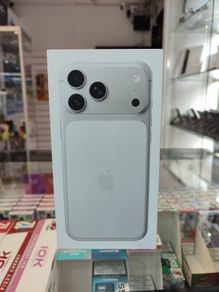 Iphone 17 Pro 256gb Brand New Sealed Pack Unlock Sim Free