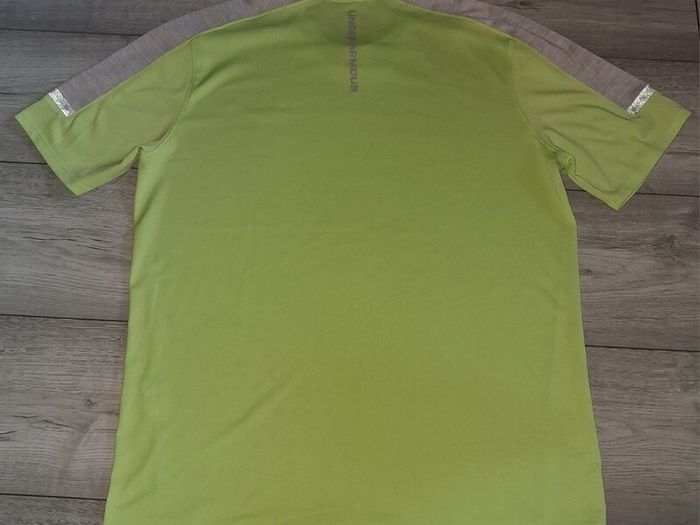 Under Armour Tech Utility Sports T-Shirt - Colour - Morph Green - Size - Medium - RRP - 45.00