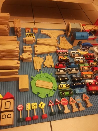 Large Wooden Track Set