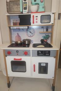 Toy Play Kitchen with Ice Dispenser & Appliances