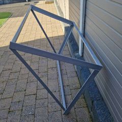 wall mounted pull up bar