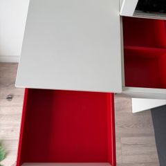 Dressing table