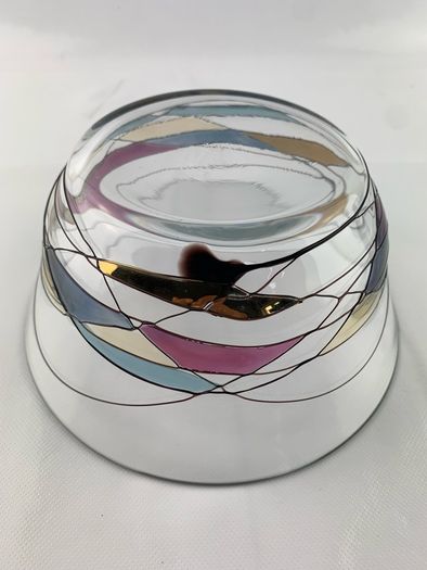 Vintage Tiffany style glass bowl from K&K styling