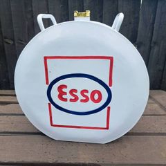 esso oil can