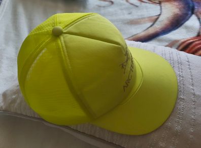 Arc'terix hat