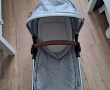 Zummi Halo travel system with bassinet and toddler seat