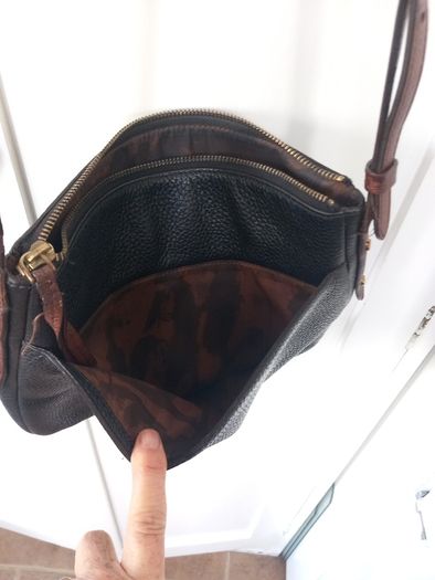 Fossil Black Tan Trimmed Cross Body Bag