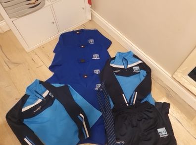Dunamase College uniform