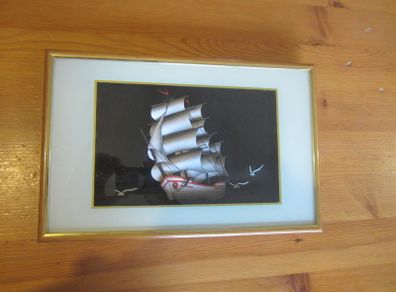 Boxed  3D ship picture....