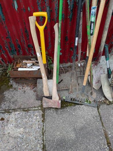 garden tools