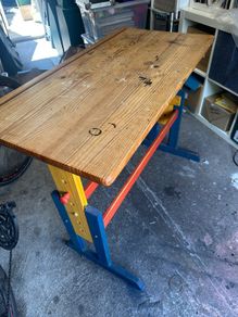 Height and angle adjustable art / drawing desk