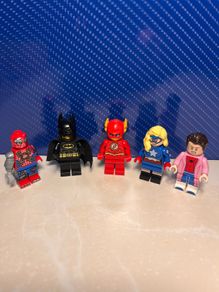 5 superhero lego