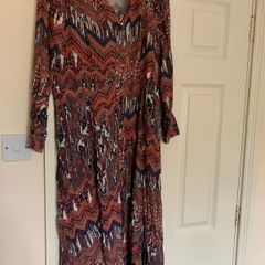 gallery dress