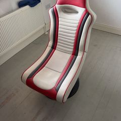 gaming chair