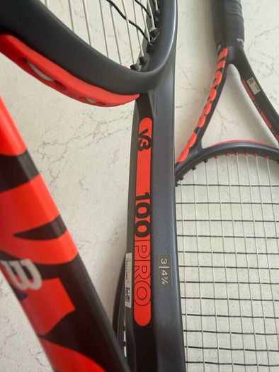 Wilson Clash 100 Pro V3.0 Racket (3)