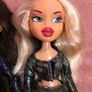 Bratz Dolls Dynamite Nevra + Cloe Image 3
