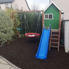 Kids tree house with storage