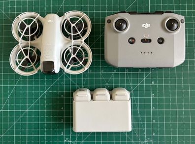 DJI Neo Fly More Combo