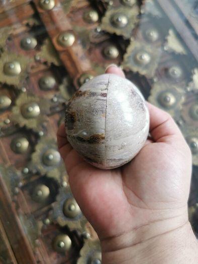 Natural Onyx Marble / Calcite Stone Sphere Tealight Holder
