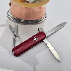 Vintage Victorinox Classic Sd 58mm Swiss Army Knife Keychain tool