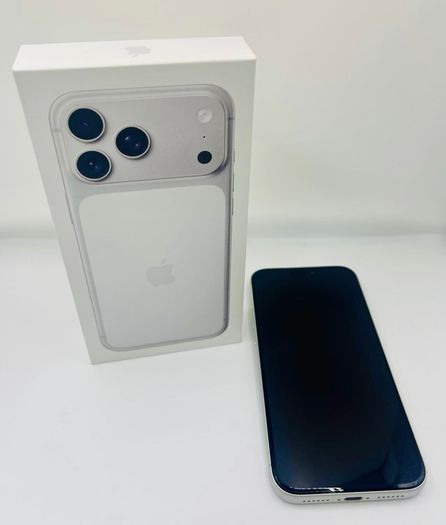 iphone 17 Pro Max Silver 256 GB " Mint "