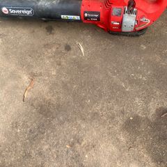 leaf blower