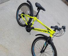 Nearly new yellow mountain bike