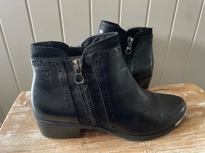 womens ankle boots Caprice black leather lined size 6