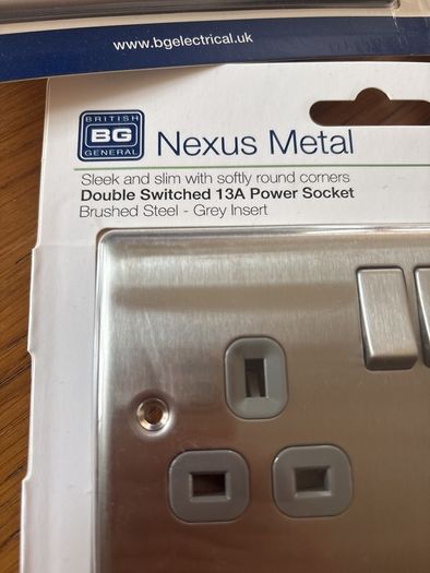Power socket