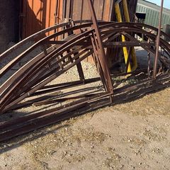 Steel trusses for round roof shed