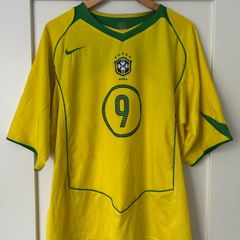 2002 Brazil Home Jersey - Ronaldo R9 Print AUTHENTIC JERSEY.