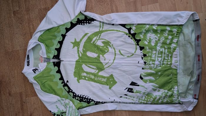 Pearl Izumi Jerseys x4 and Softshell Jacket