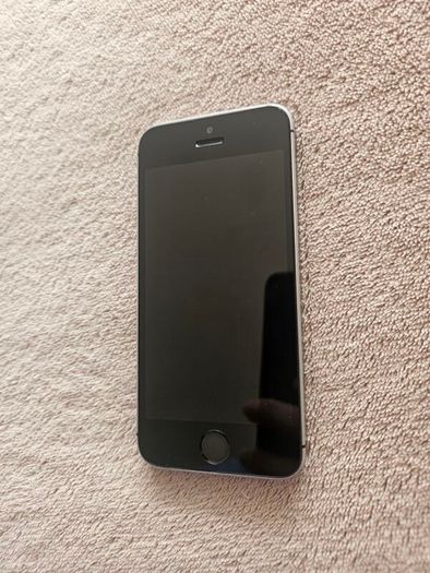 Iphone se 1st generation (2016)