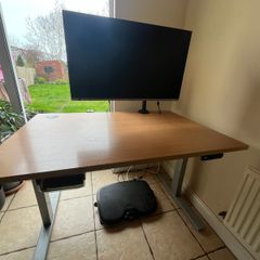 ViewSonic 32inch 2K Monitor + Monitor Arm
