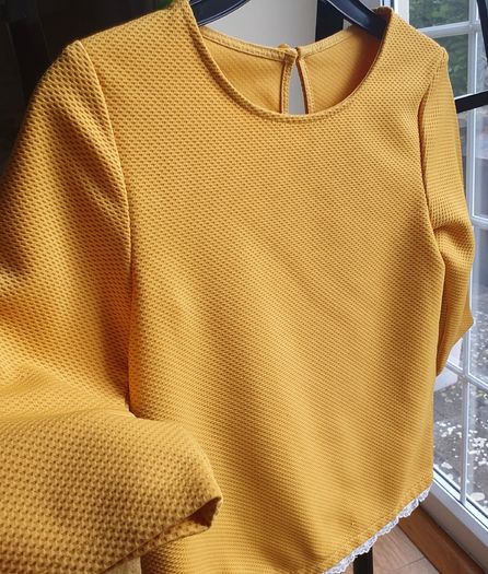Lovely Girls Lace Trim Long Sleeve Top Age 9 Yrs