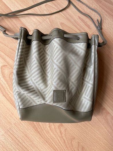 Gyvenchy genuine bag