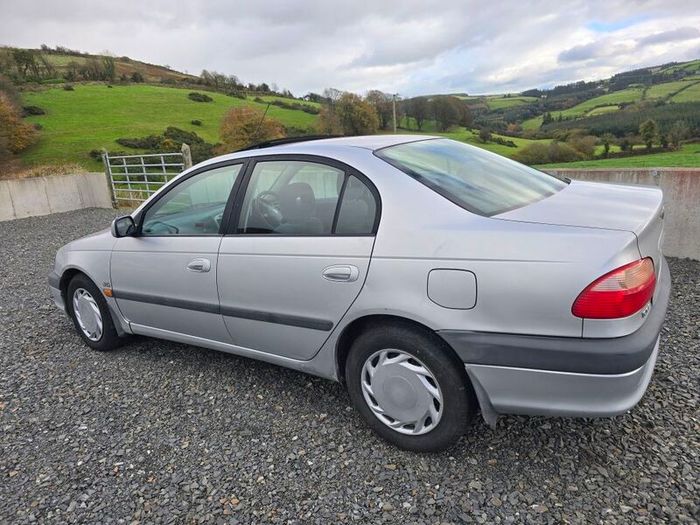 2001 Toyota Avensis d4d diesel
