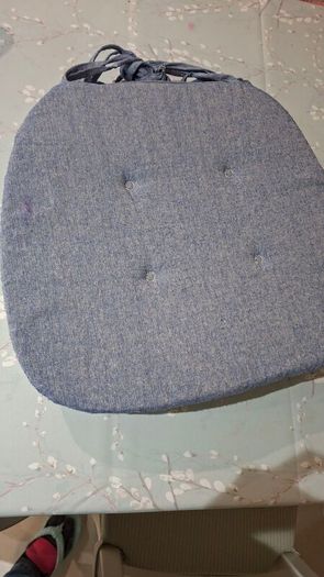 Dining chair cushion