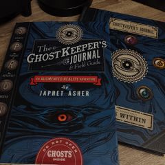 The Ghostkeeper's Journal Field Guide: An Augmented Reality Adventure ! Hardcover ! 2019 ! by Carlton Books !