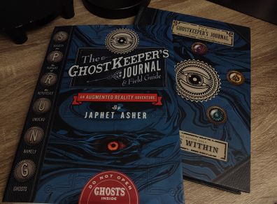 The Ghostkeeper's Journal Field Guide: An Augmented Reality Adventure ! Hardcover ! 2019 ! by Carlton Books !