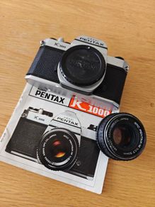 Pentax K1000 35mm SLR Film Camera + SMC Pentax-M 50mm f/1.7 Lens | Manual Included