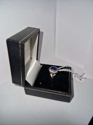 9ct white gold