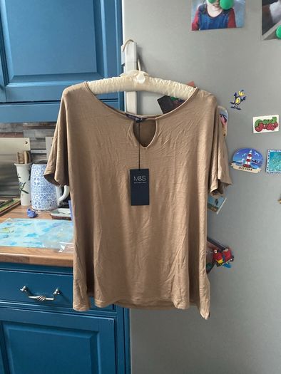 ladies short sleeve too