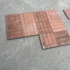 140 sq feet of interlocking composite decking